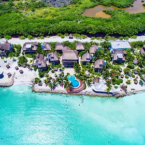 https://villas-flamingos.quintano-roohotels.com