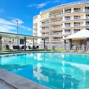 *** Resort Fairways Golf & Retreat Bribie Island Australia