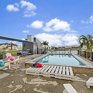  Hostel Adventurers Backpackers Australia