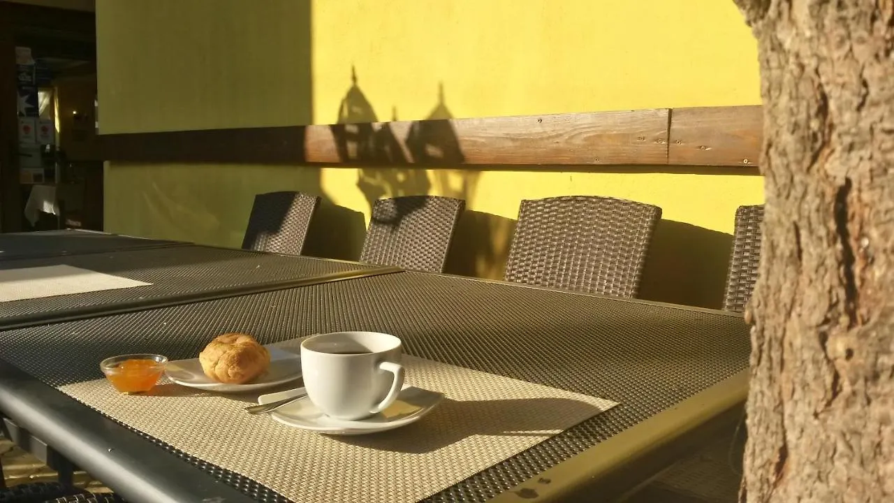 Casa Mica Guesthouse Bucharest Guest house