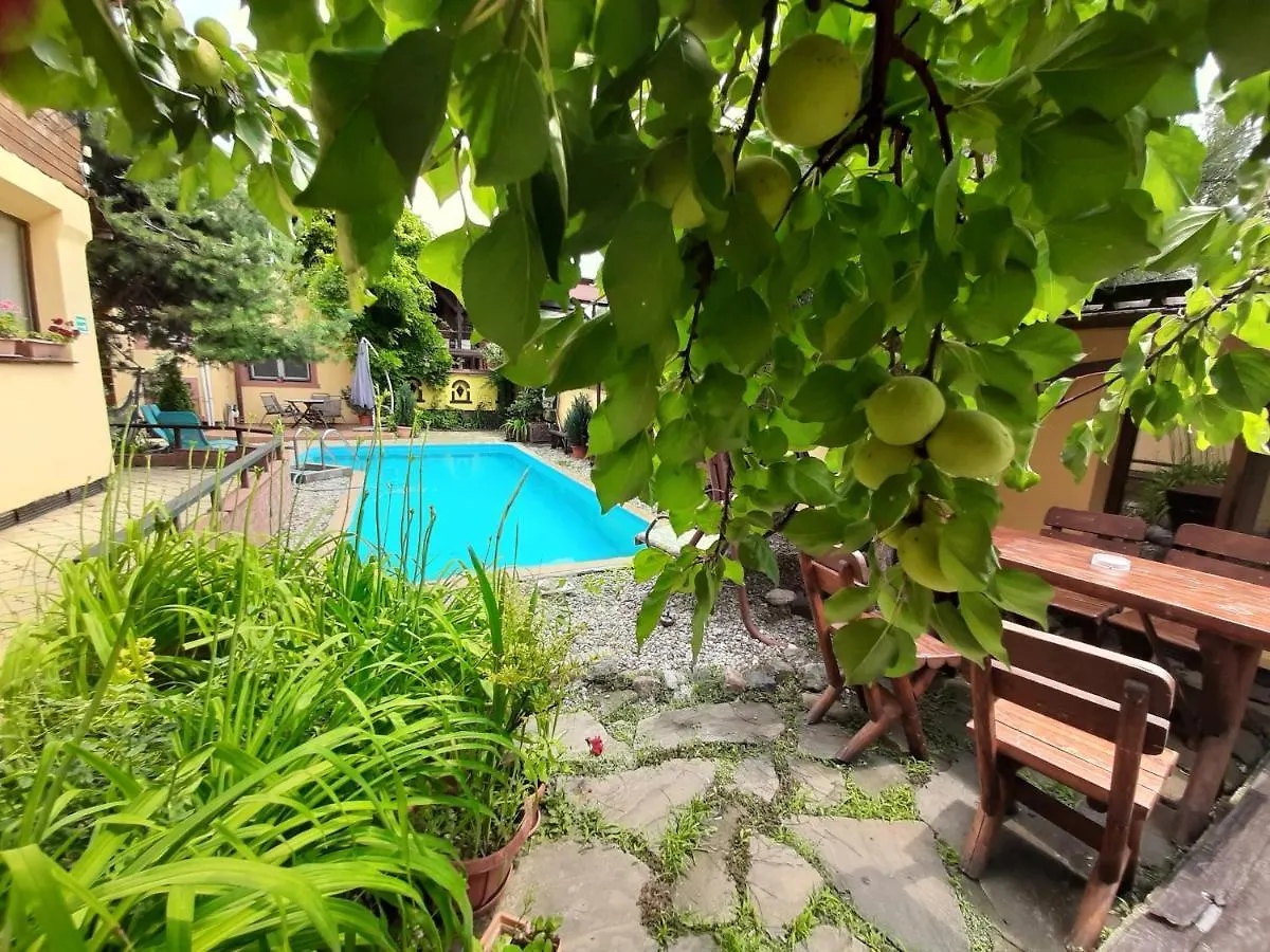*** Pensionat Casa Mica Guesthouse Bukarest Rumänien